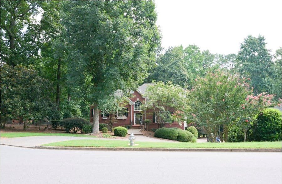 3885 Waterford Drive – photo 5
