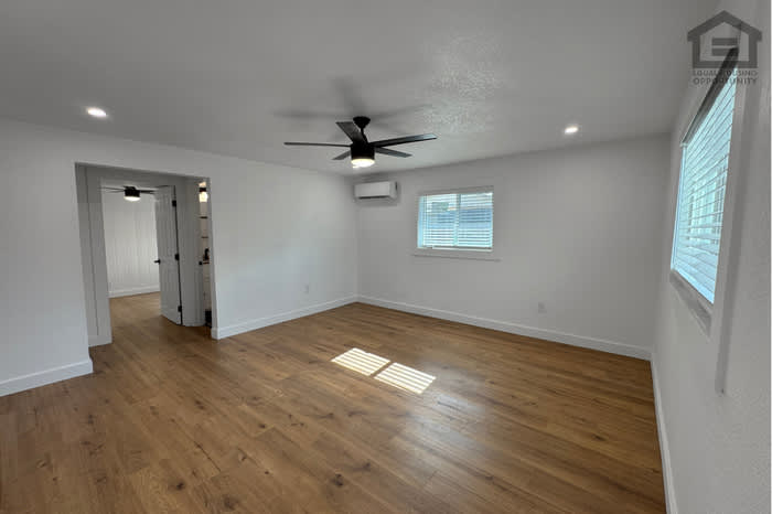 1017 East Moreland Street – photo 4