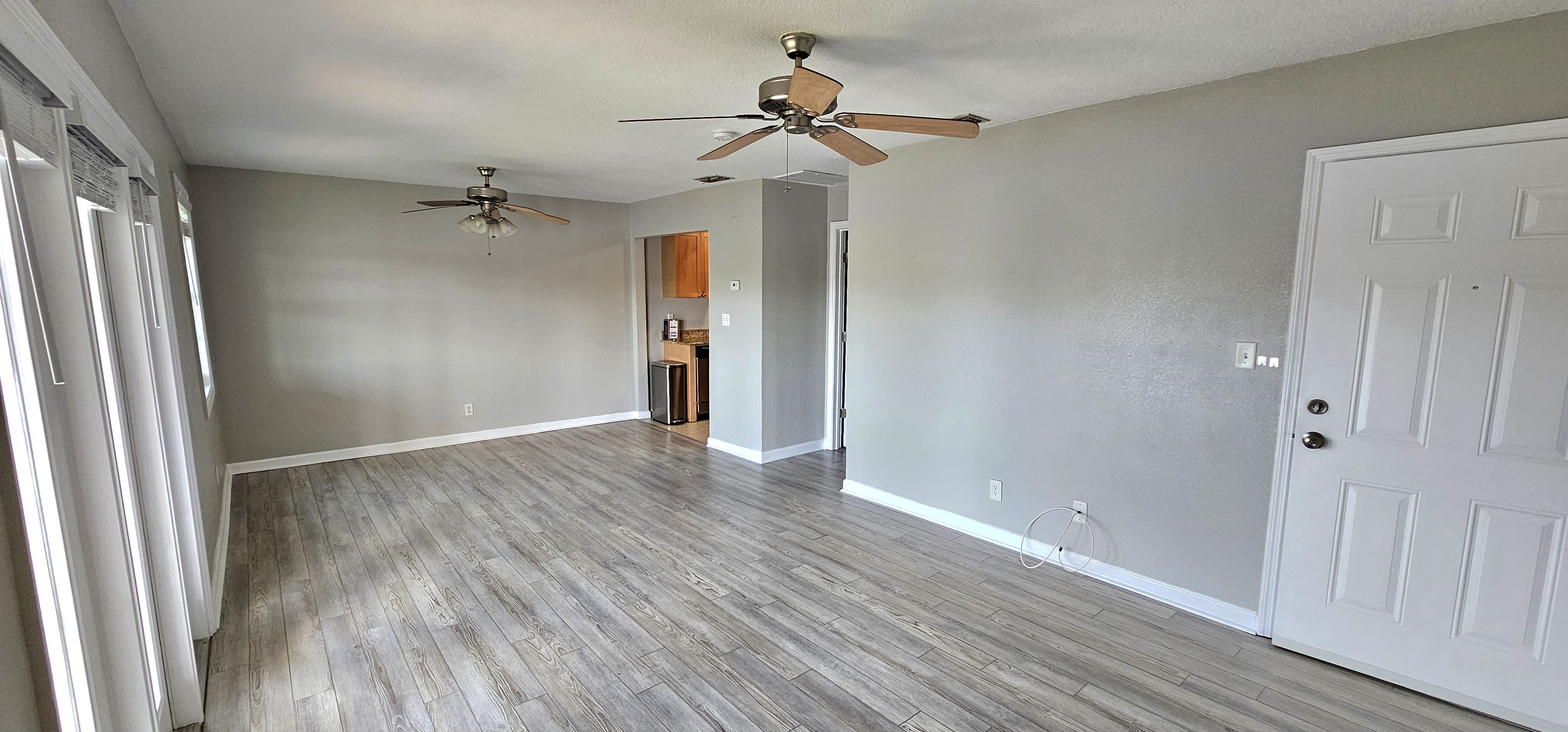 184 Pompano Dr Se – photo 4