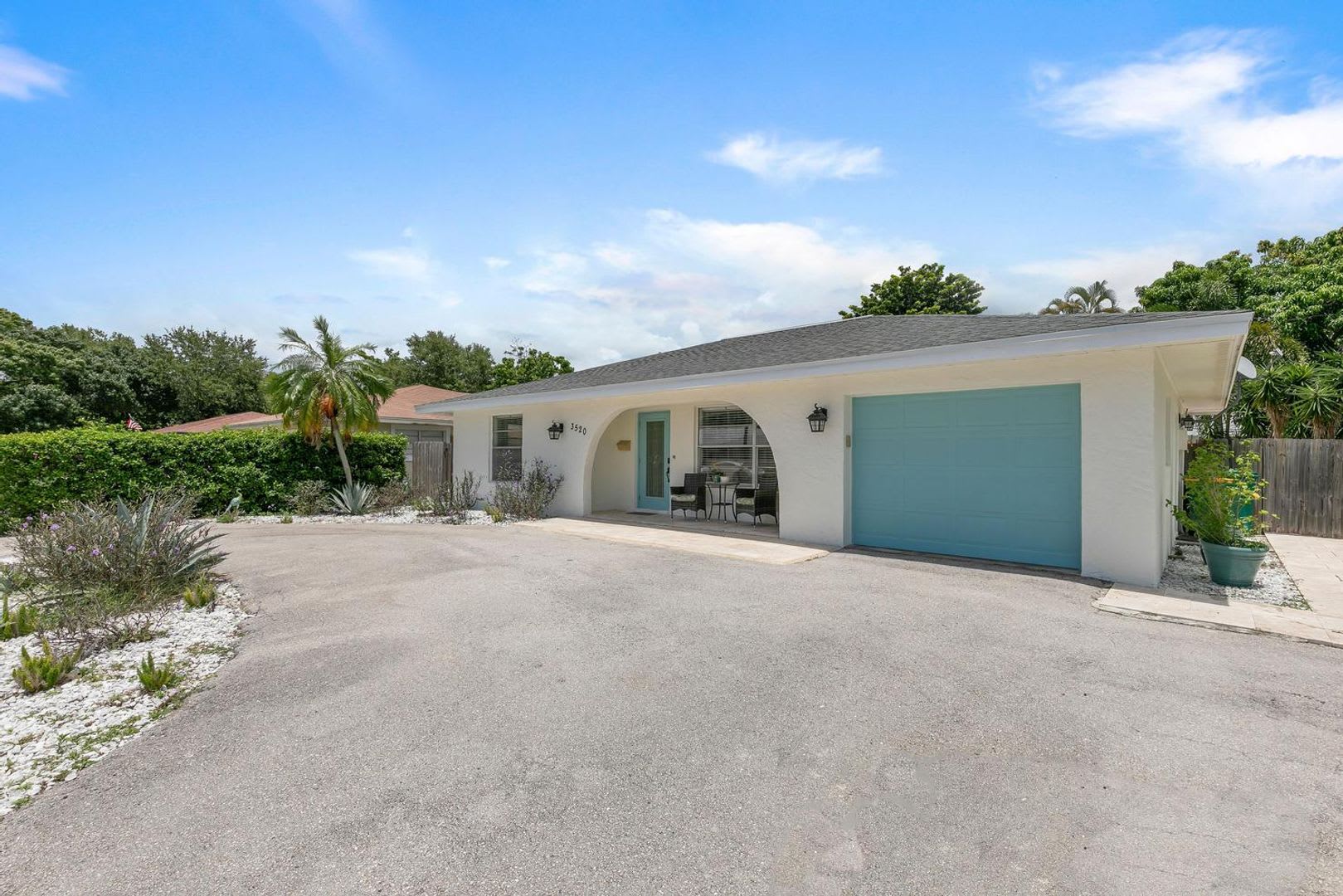 Annual Poinciana Village 3-bedroom, 2-bath single-family home – photo 1