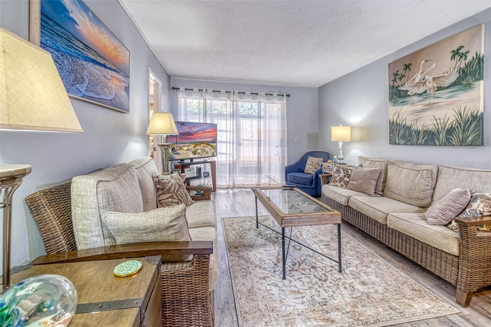 13714 MISSION OAKS Boulevard – photo 2