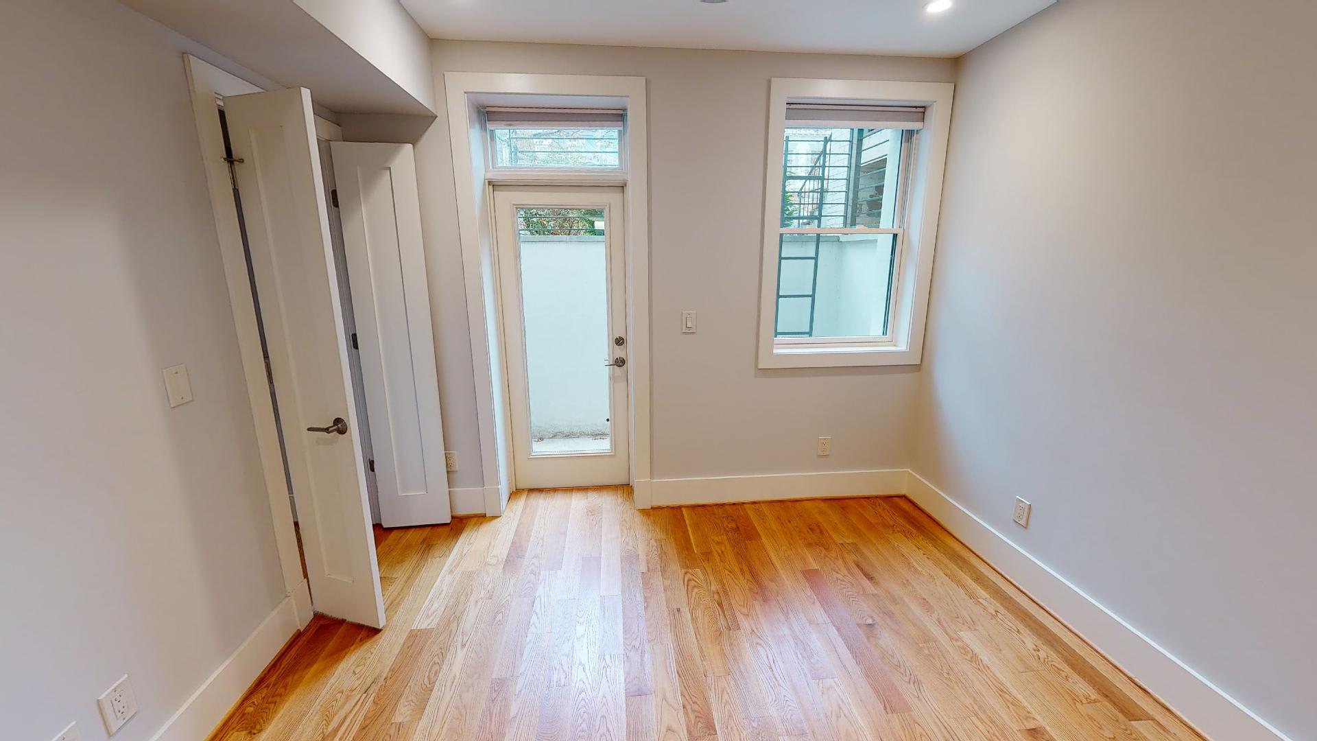 643 Lamont St Nw – photo 2