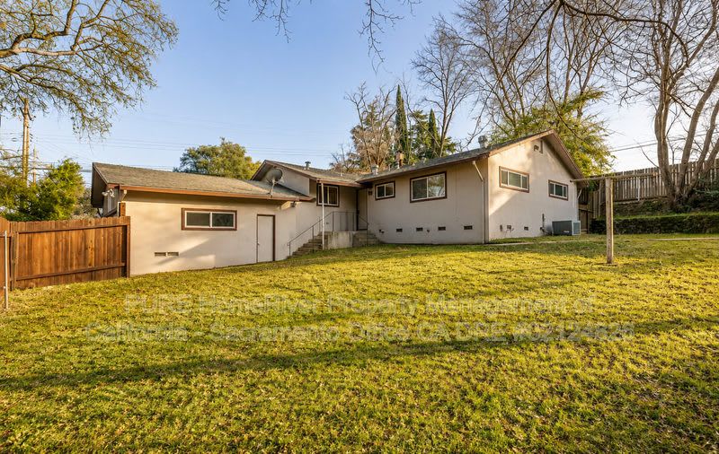 4137 Pennsylvania Ave – photo 5