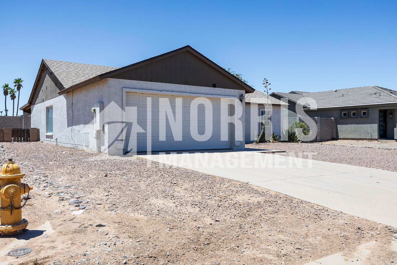 Clean Home with NO HOA in Arizona City – photo 3