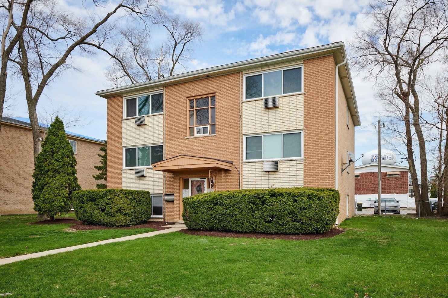 8805 Dee Road – photo 1