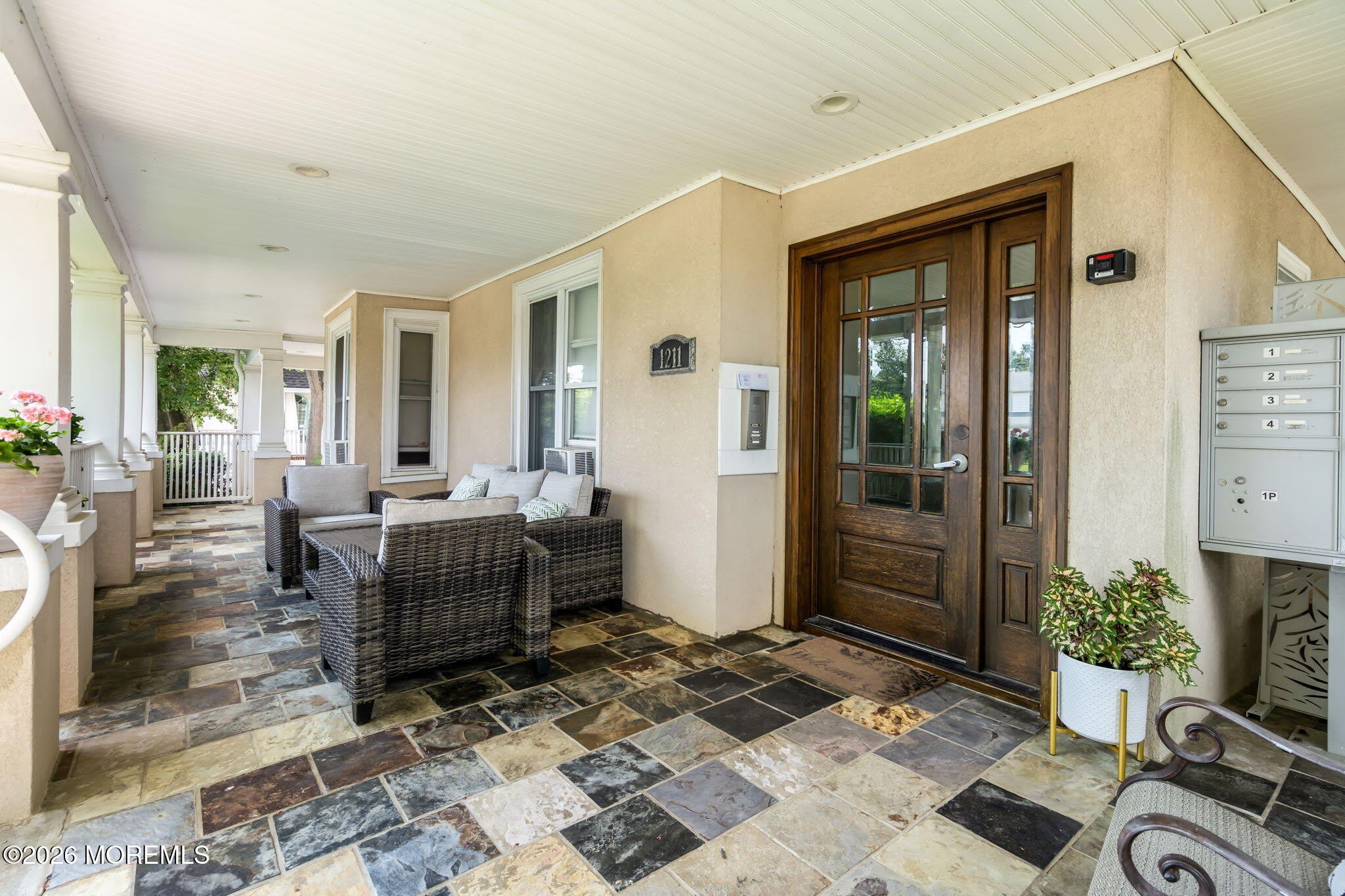 1211 Grand Avenue – photo 4