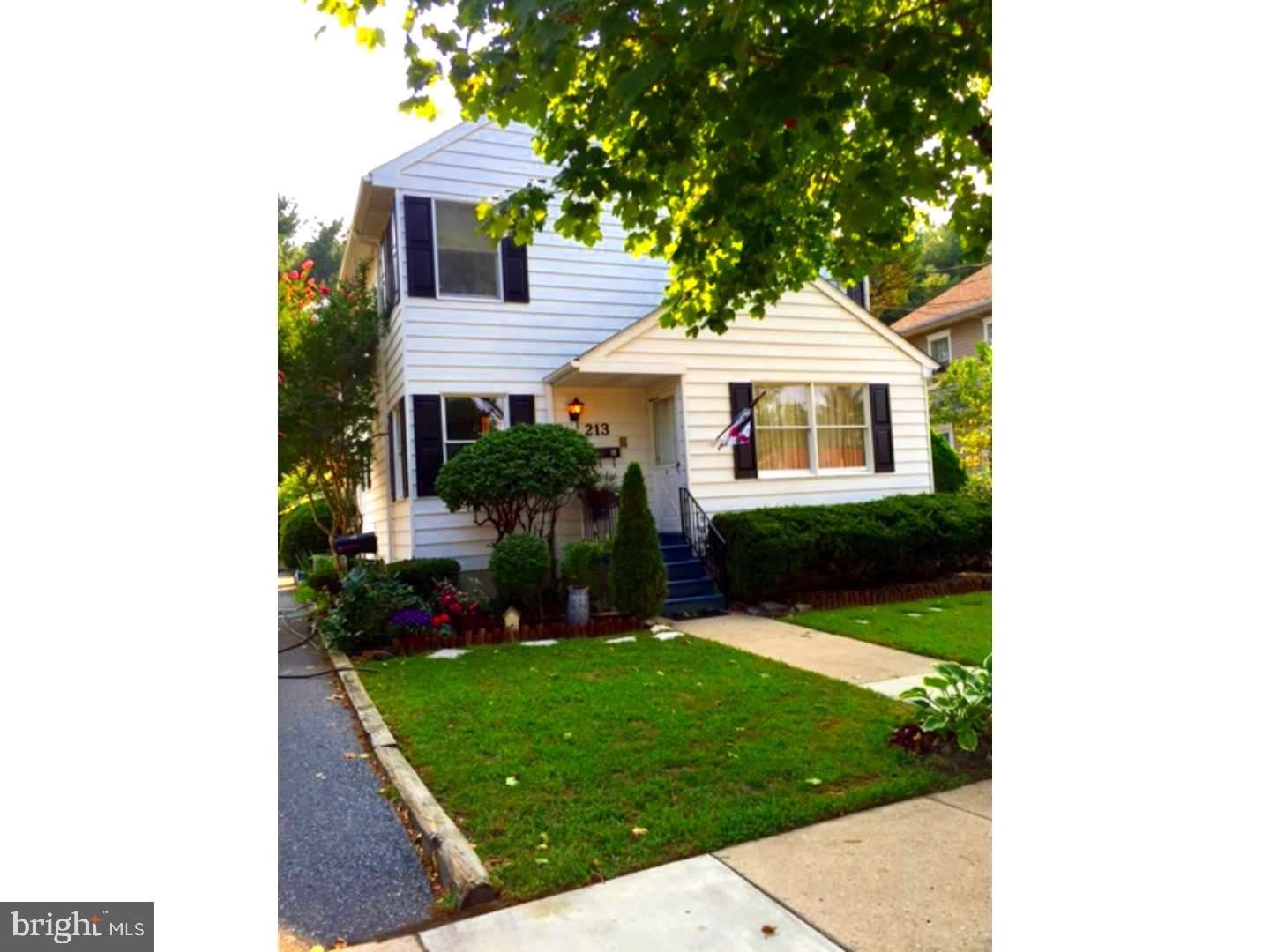 213 Laurel Avenue – photo 1