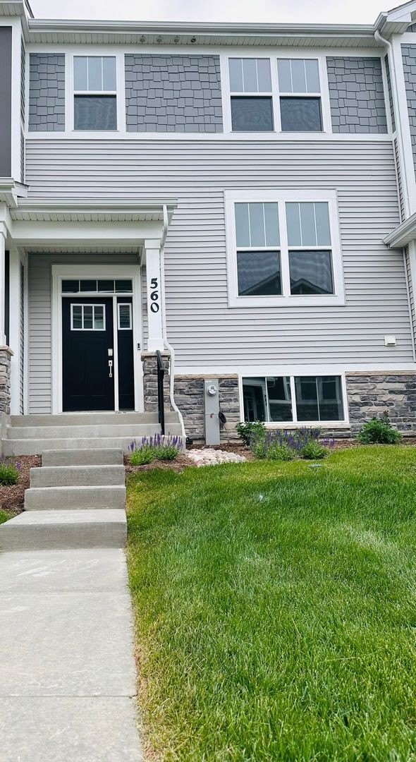 560 Wolverine Drive – photo 1
