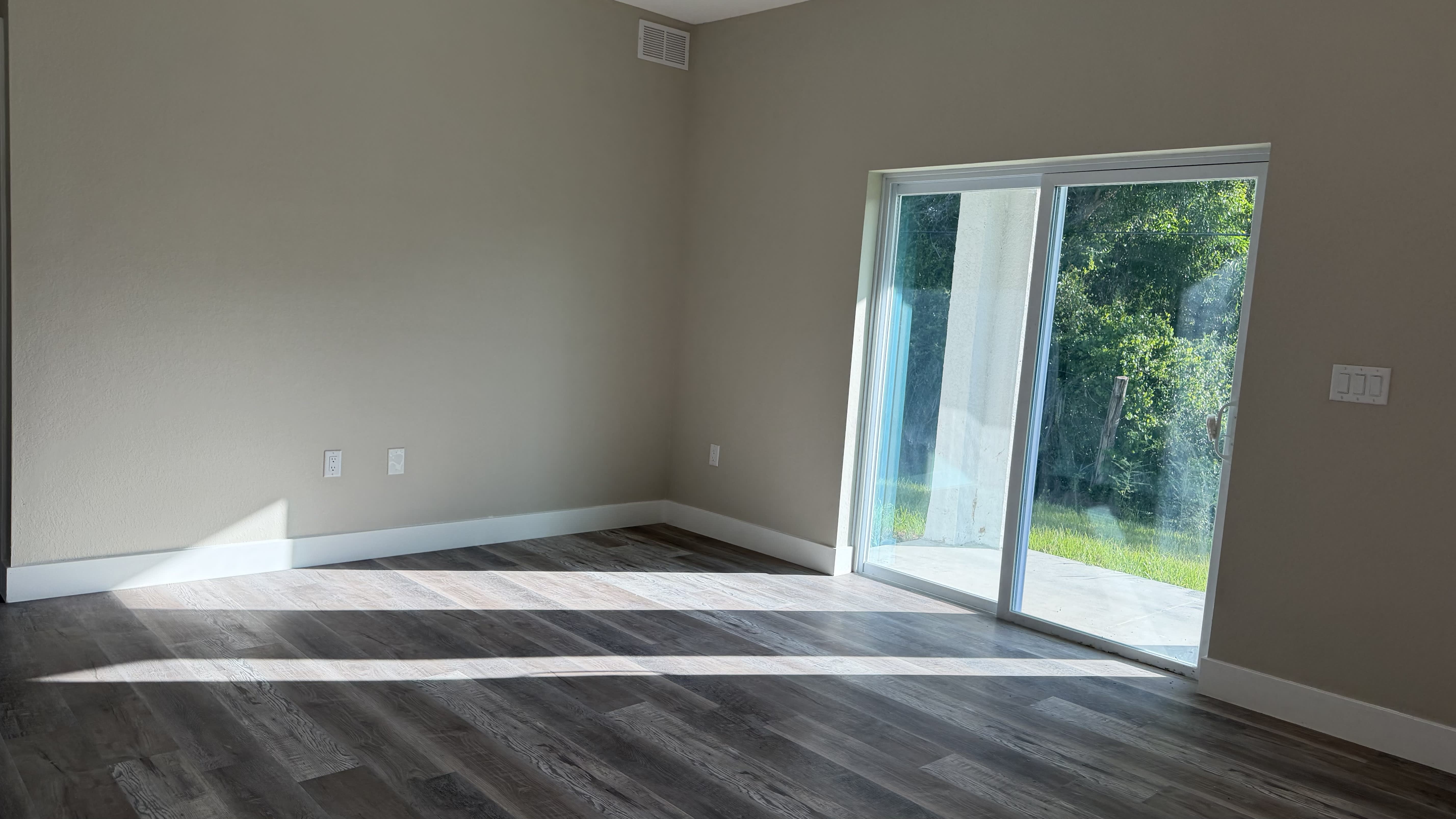 11234 4th Ave – photo 3