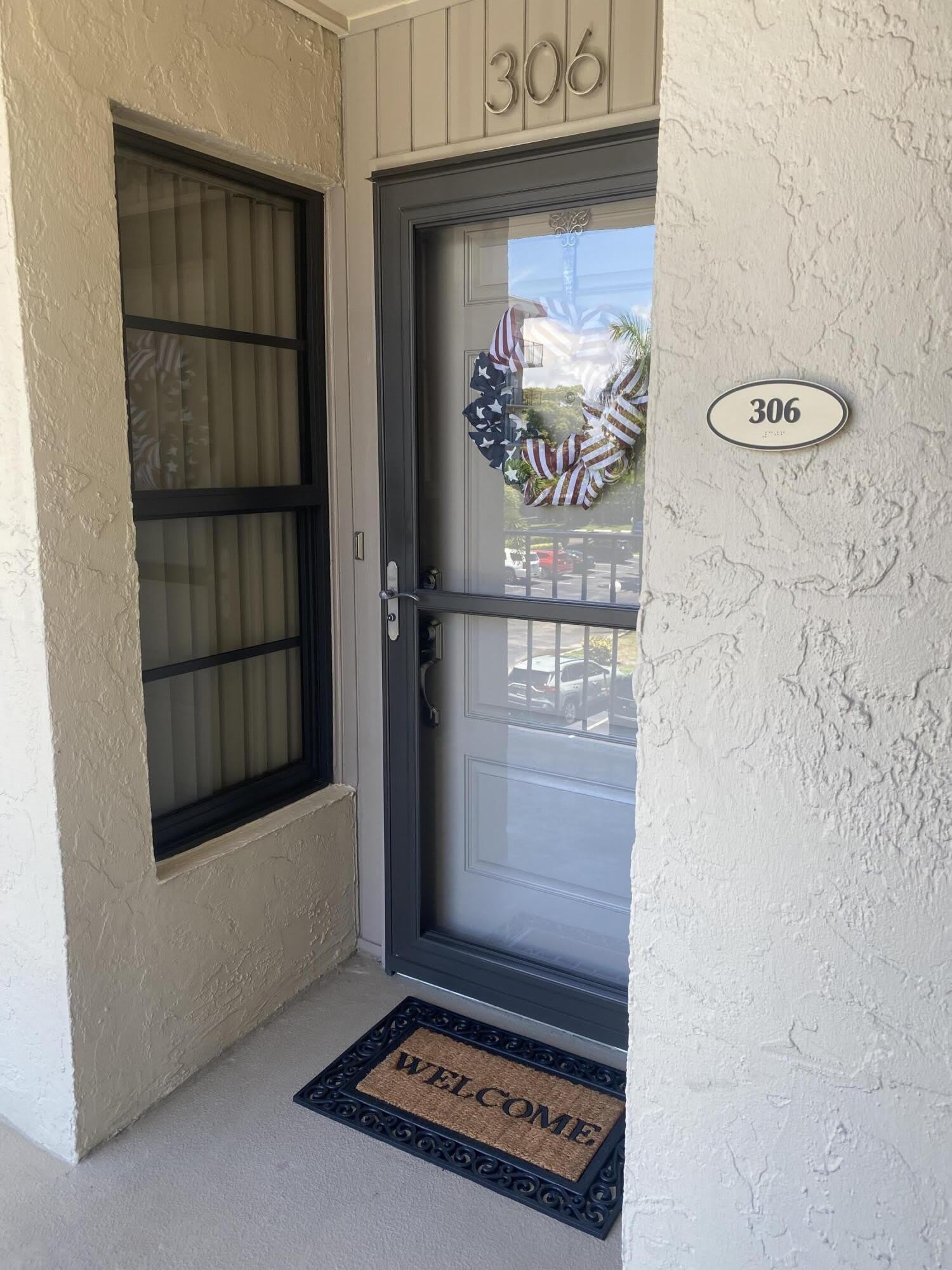 18 Royal Palm Way – photo 2