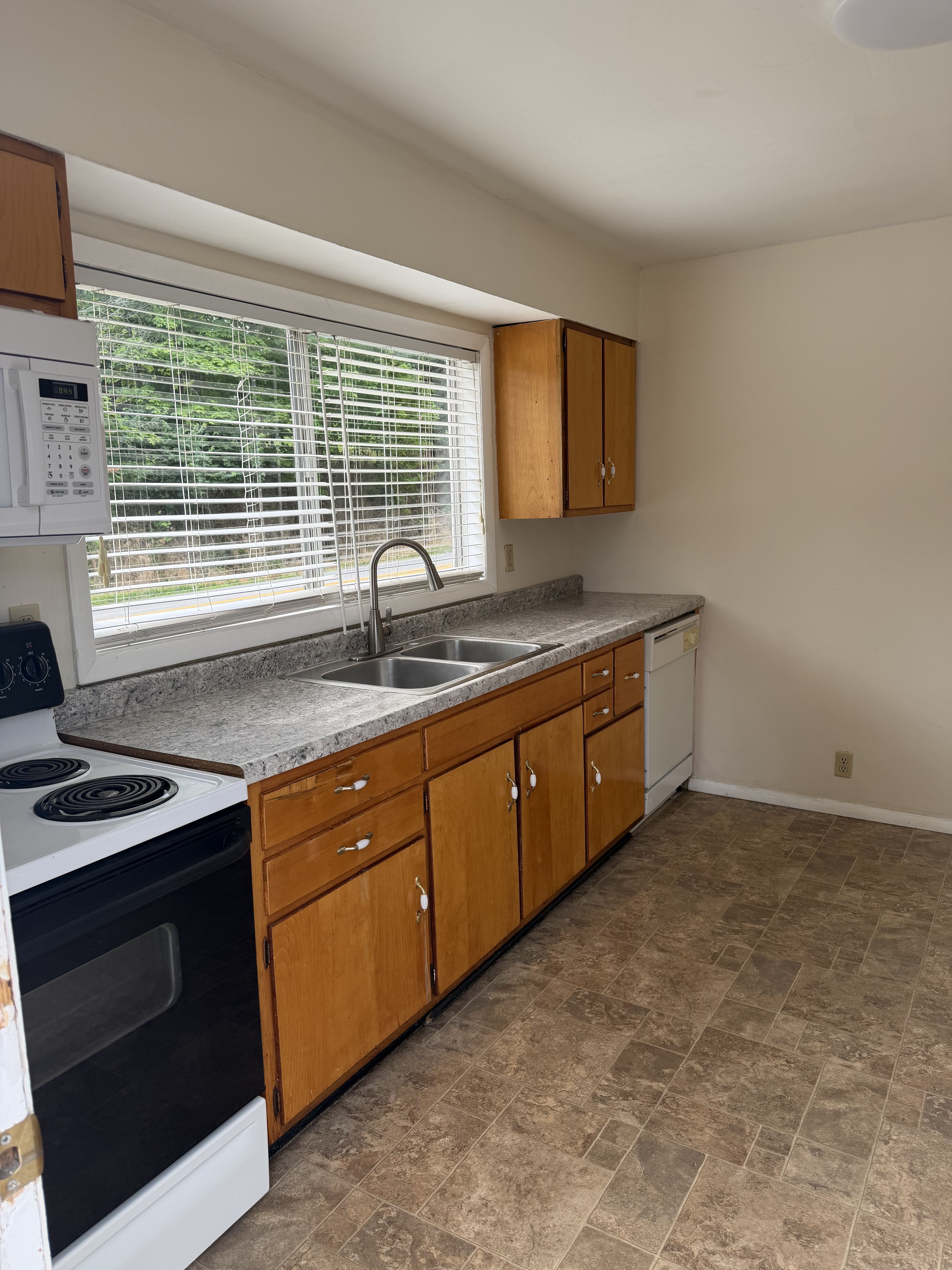 3348 Mccoy Rd – photo 5