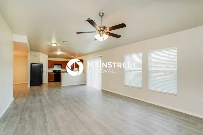 1002 Southwest 6th Avenue – photo 2