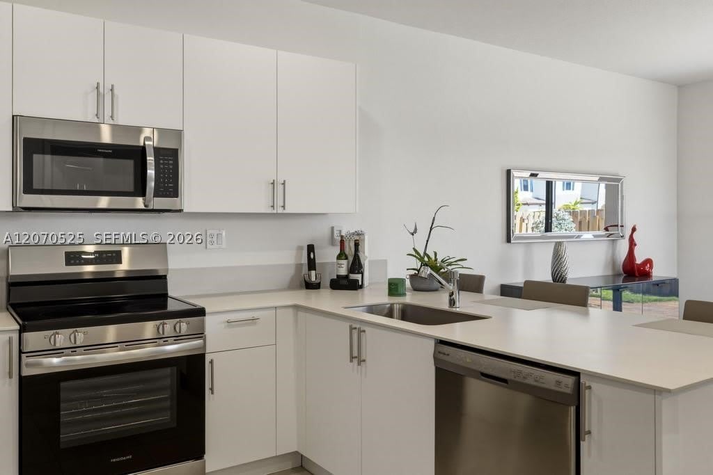 13332 SW 234th Ter – photo 5