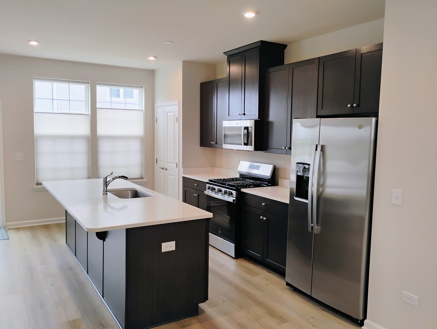936 Jenkins Court – photo 5