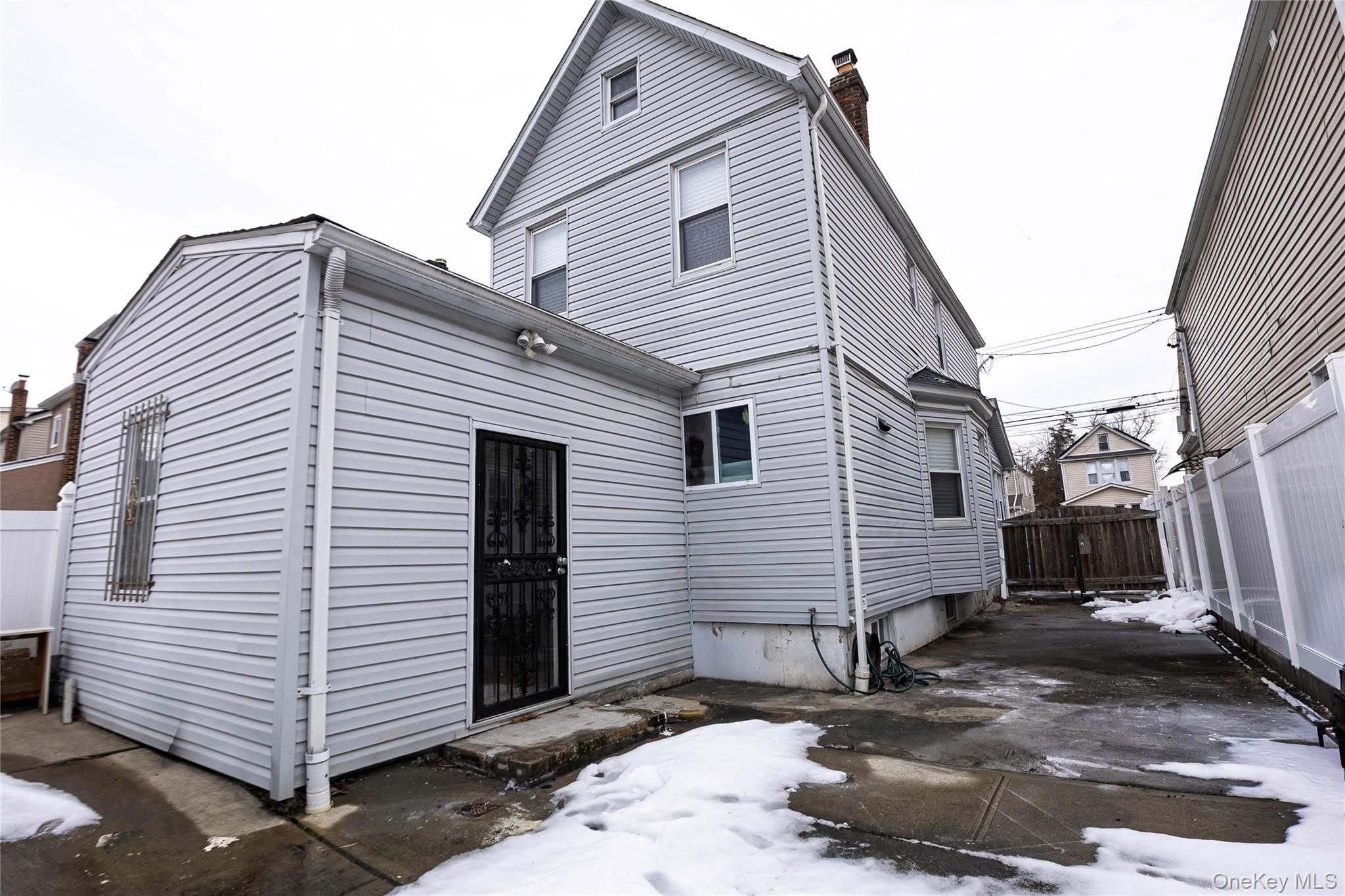 109-40 175th Street – photo 2