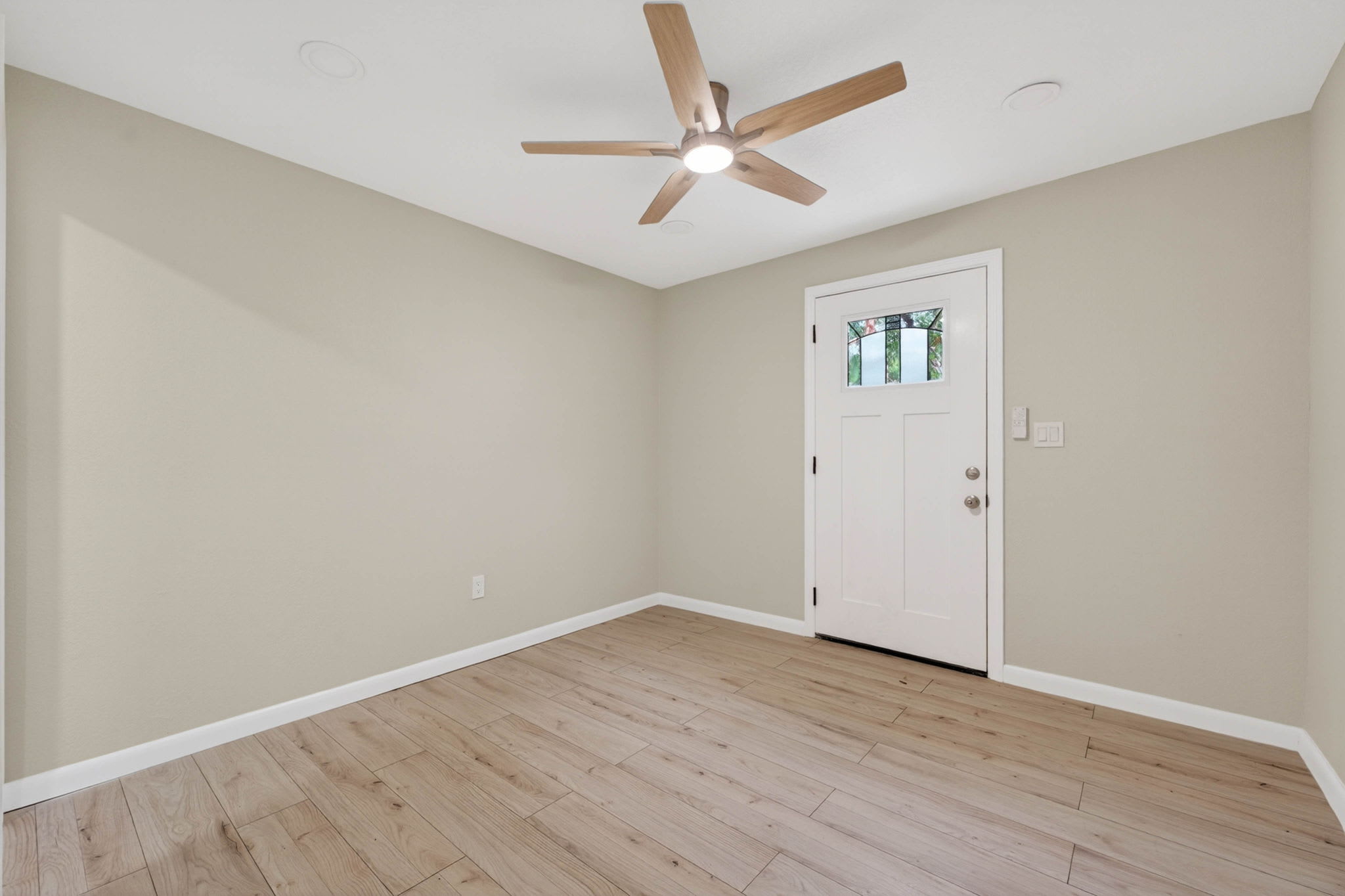 3707 West Gray Street – photo 4
