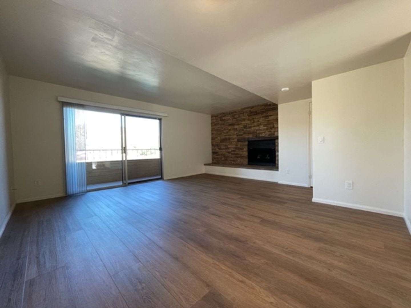 Newly Remodeled 2 Bedroom/1.5 Bathroom Two Story Townhome in El Cajon – photo 5