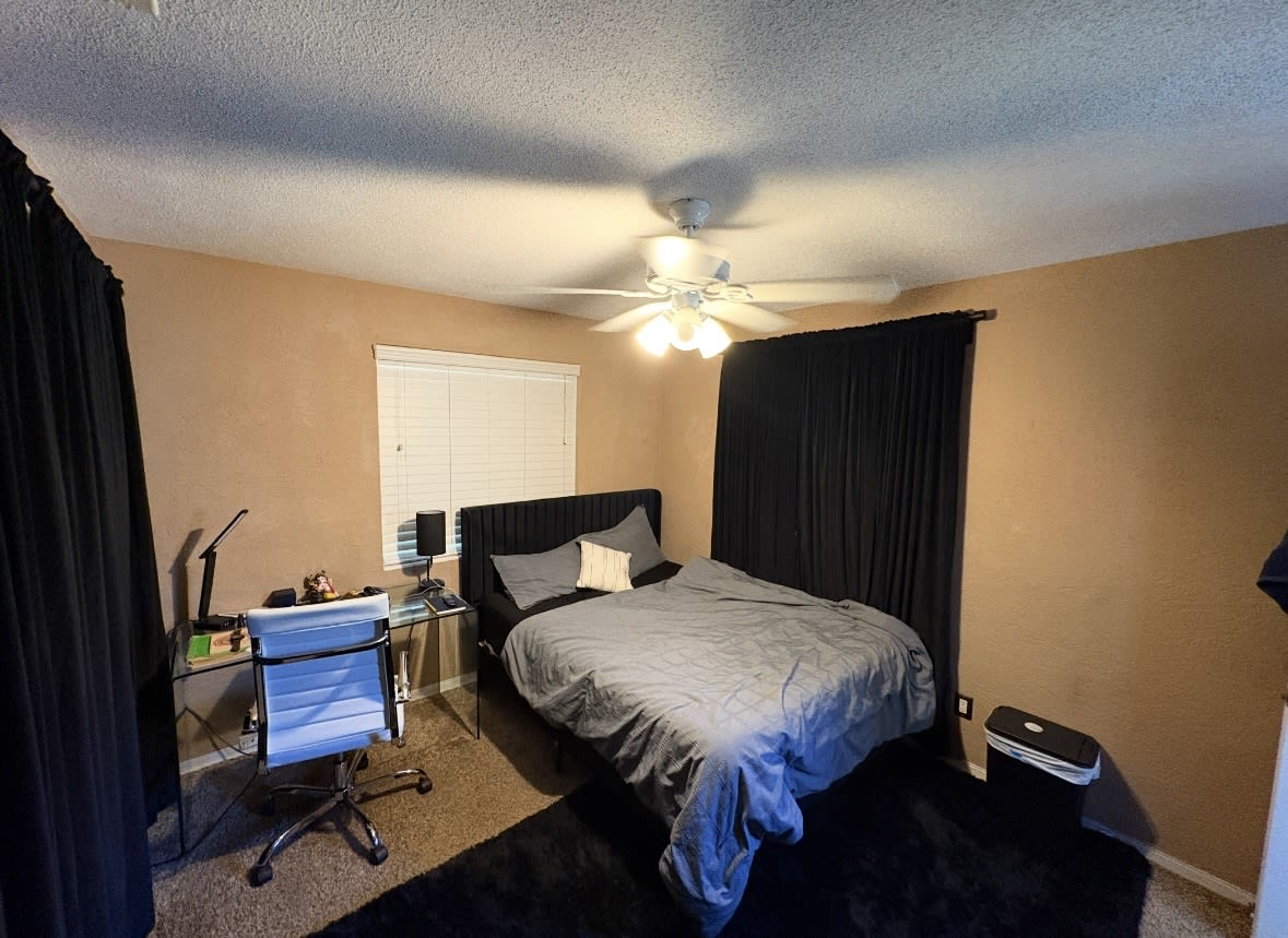 1090 Margaret Drive – photo 2