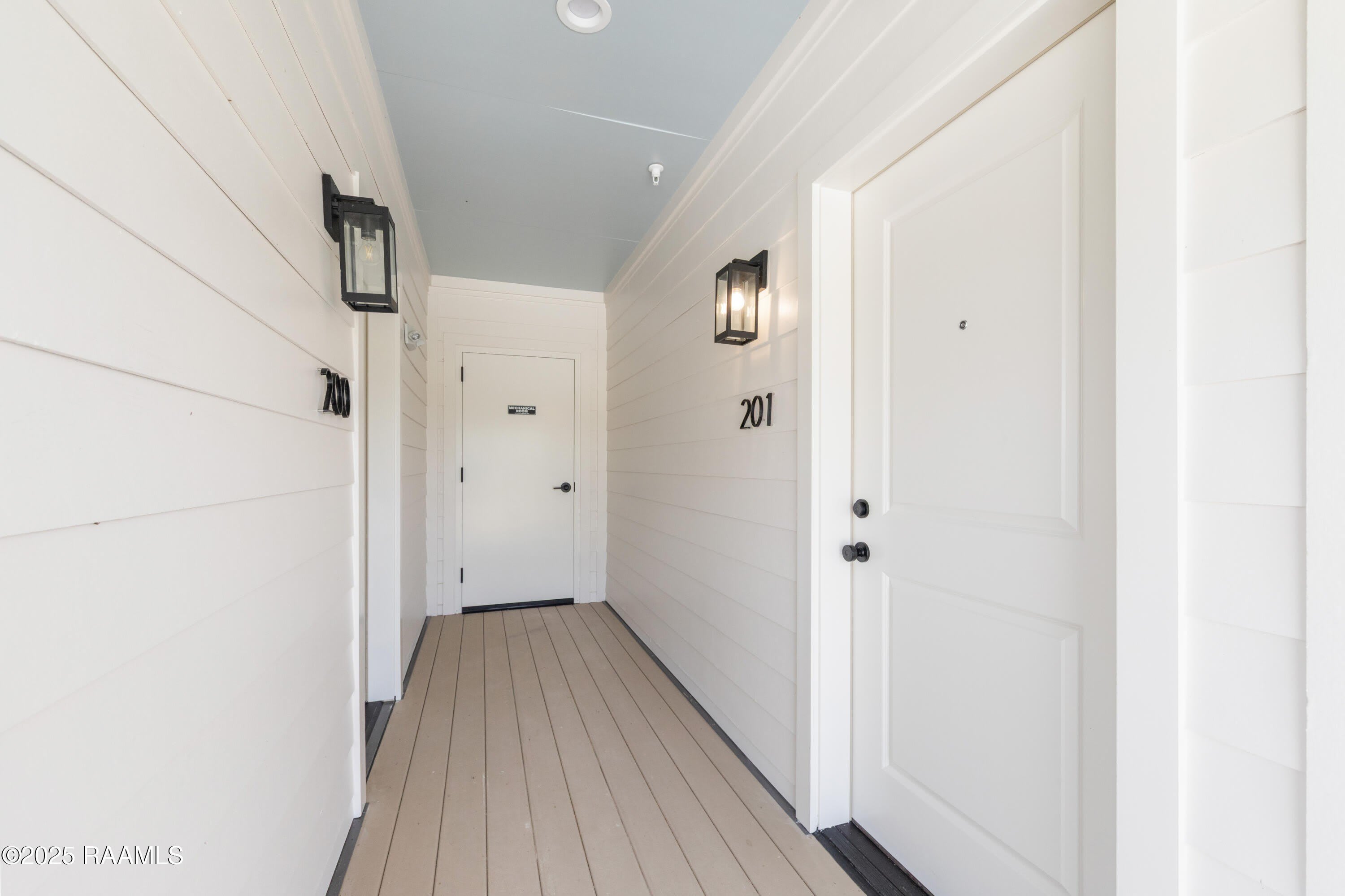 1102 Apollo Road – photo 4