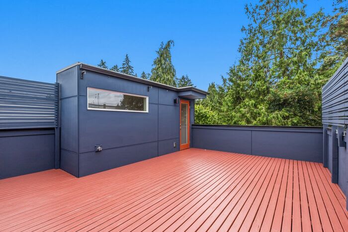 7325 Bainbridge Place Southwest – photo 2