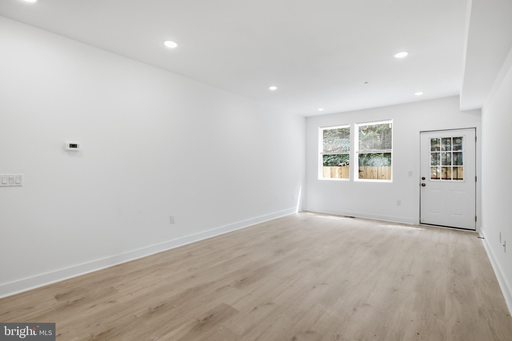 3974 RENO Street – photo 4
