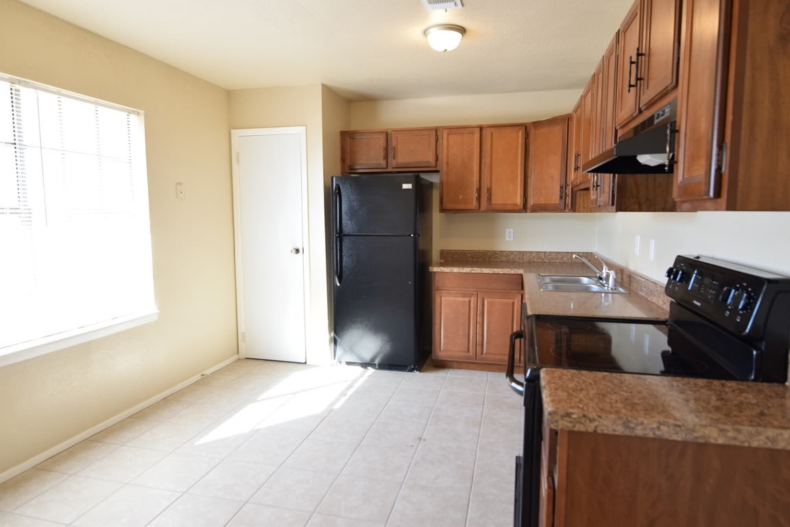 2002 Dusk Dr – photo 5