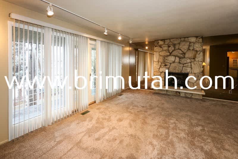 4717 Naniloa Dr. – photo 2