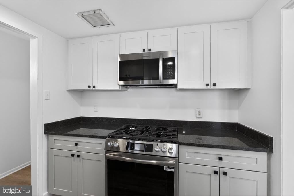 309 FLORENCE AVENUE – photo 3