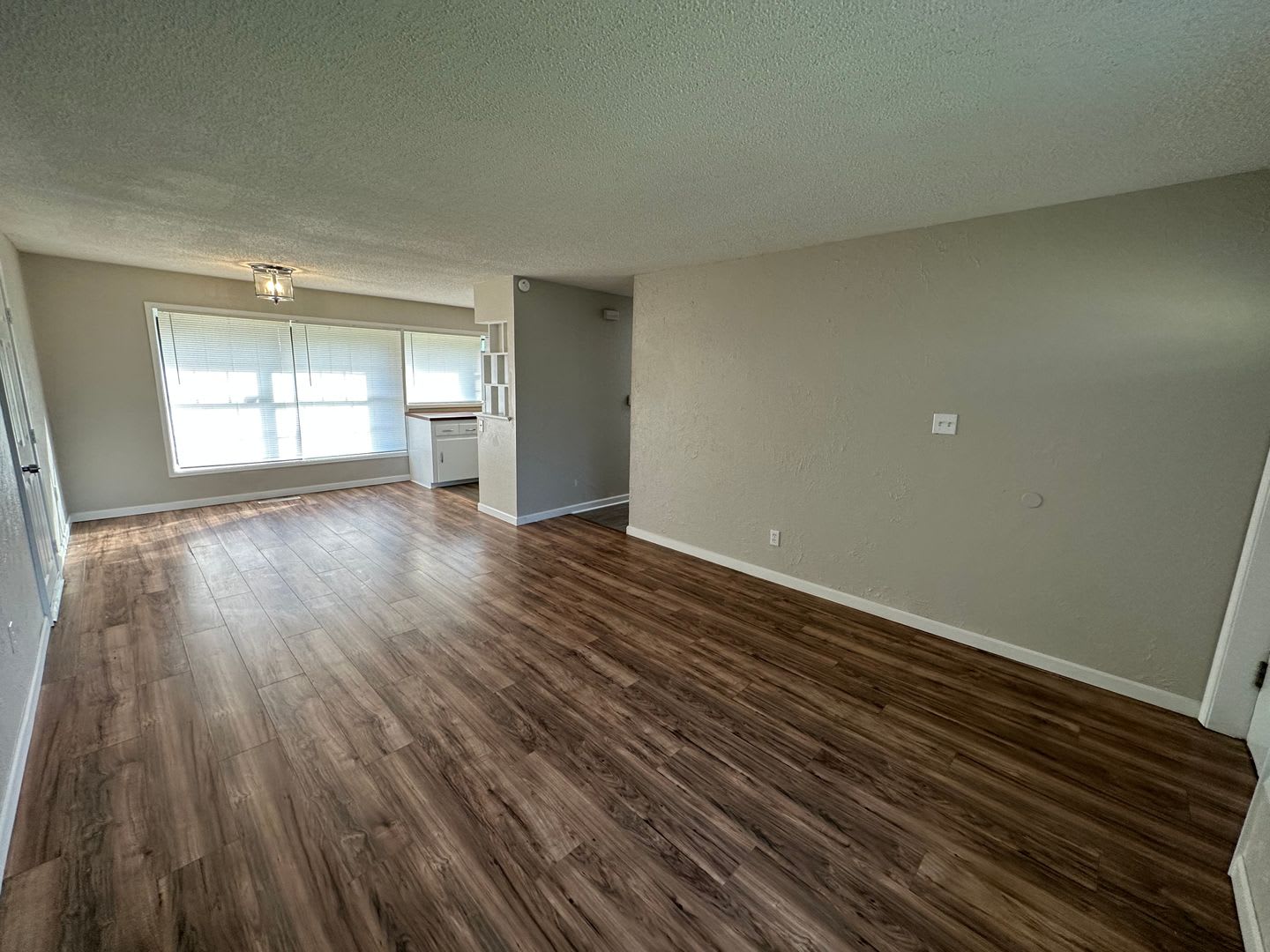 3 Bedroom 1 Bath 1 Car Garage House – photo 5