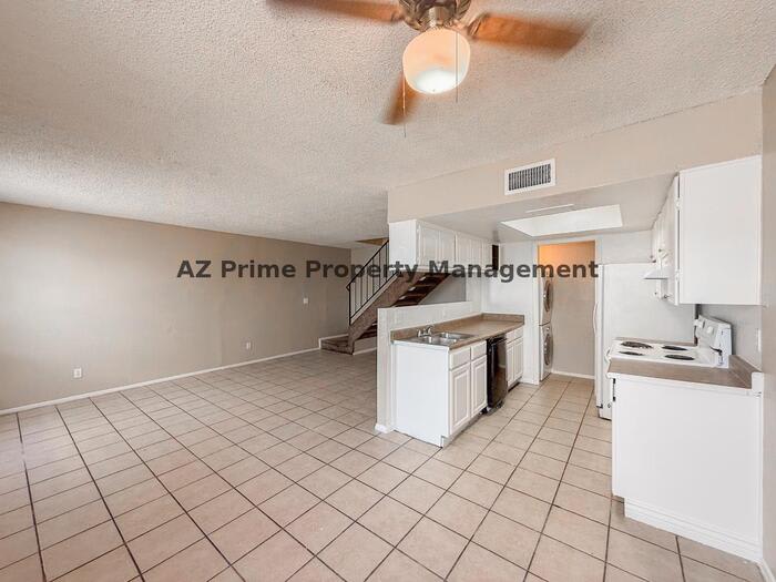 2625 West Ocotillo Road – photo 3