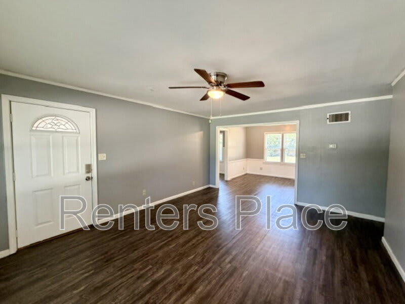 4945 E. 25th St. – photo 2