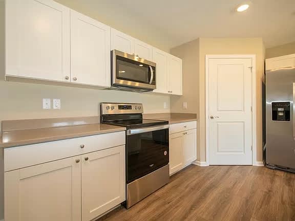 901 Lotus Drive – photo 4