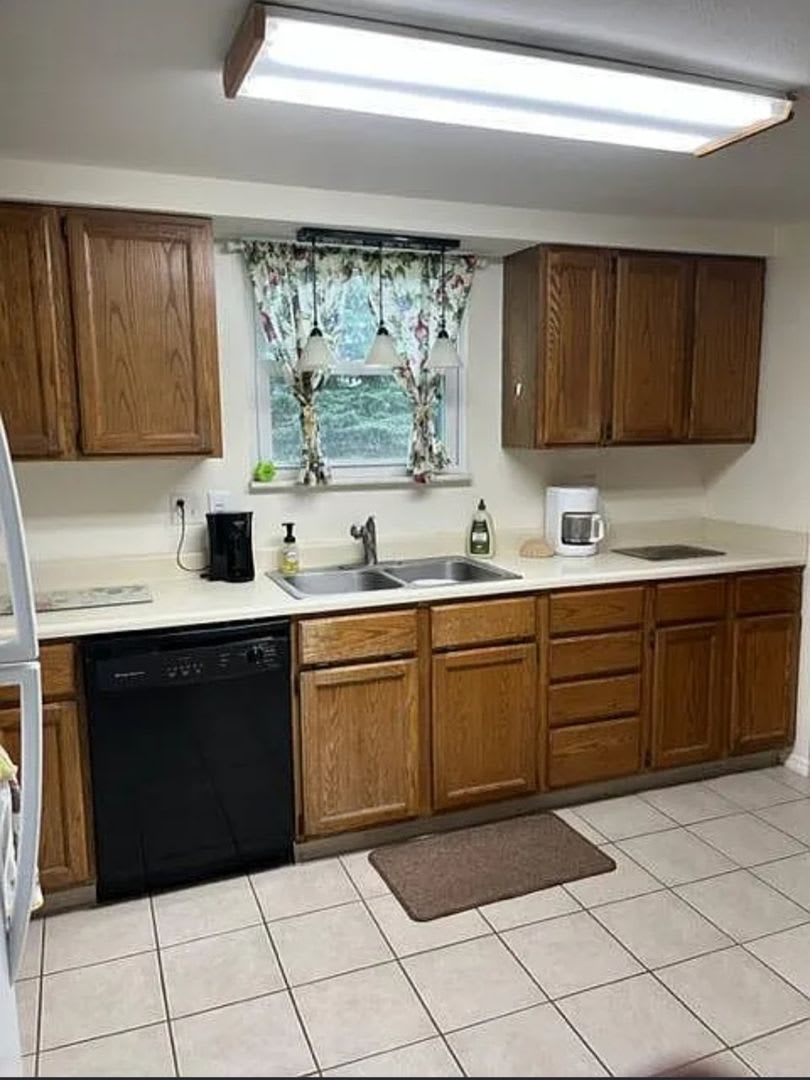 Charming 3Br House In Dayton – photo 4