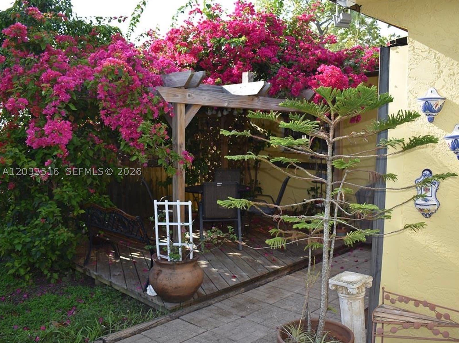 4415 Tyler St – photo 3
