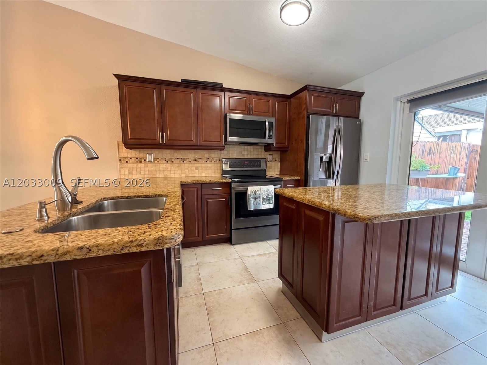7675 NW 181st St – photo 5