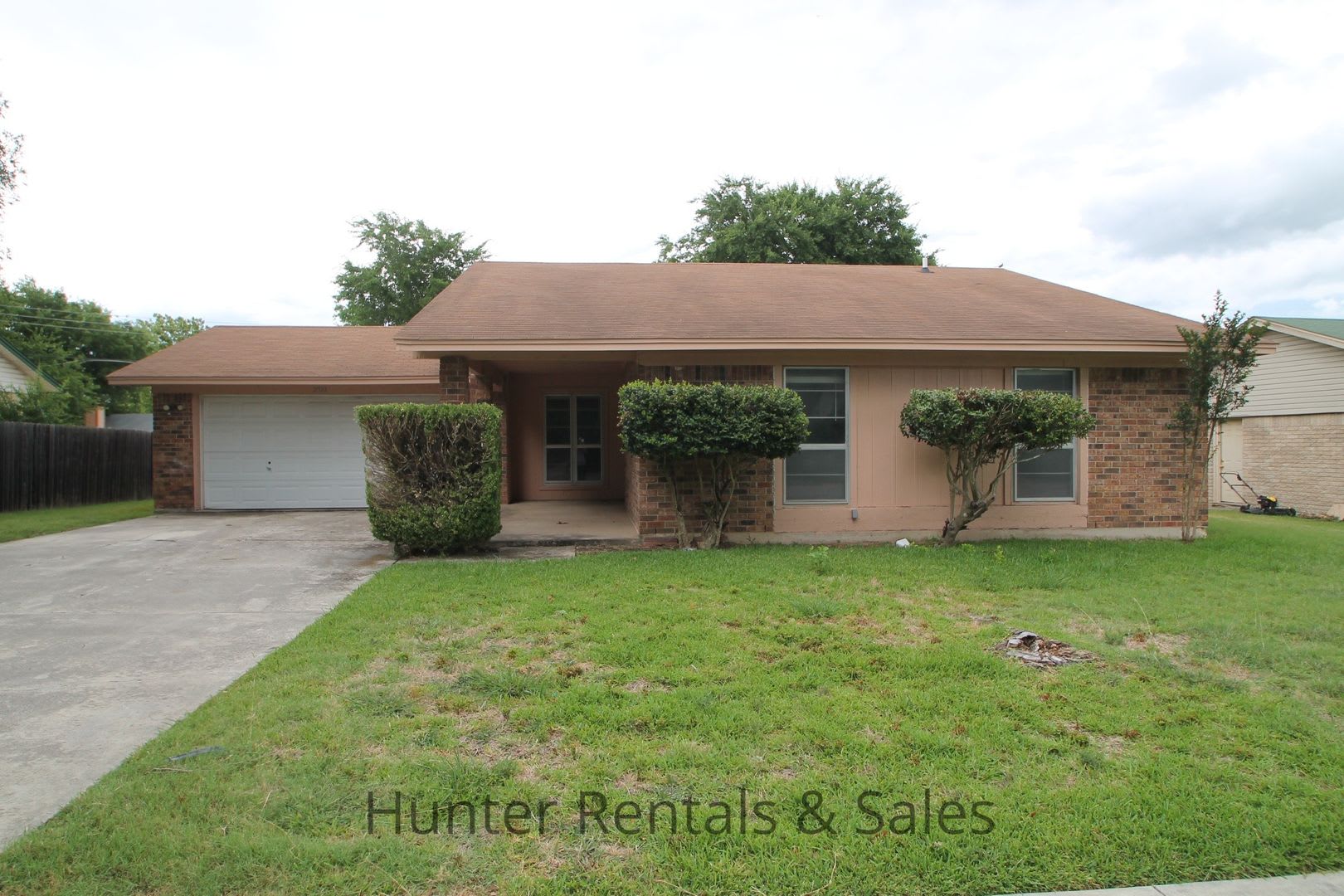Established Neighborhood! – photo 1