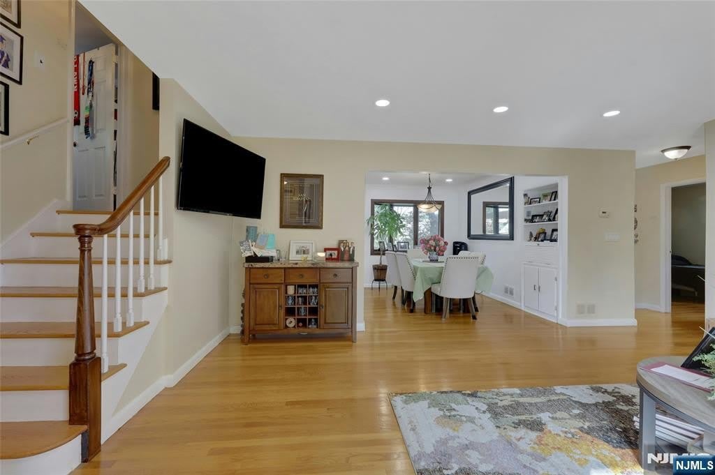 39 21 Knott Terrace – photo 4