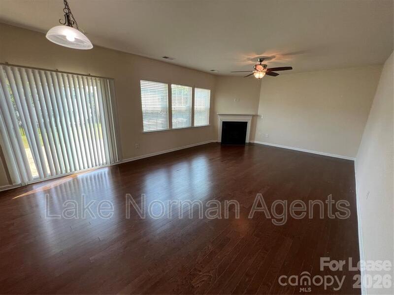 10374 Rutledge Ridge Drive – photo 5