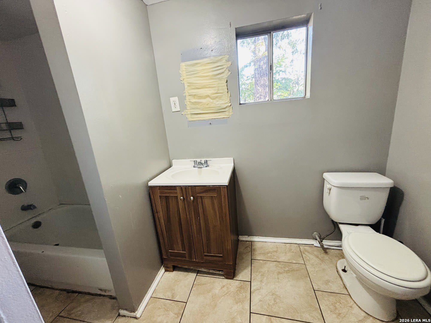431 Sussex Ave – photo 4