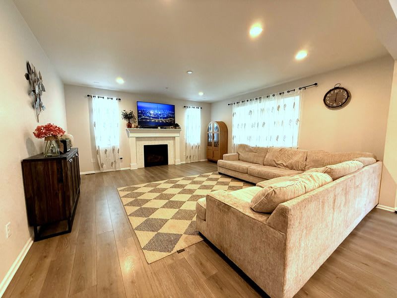 869 Flora View Dr – photo 3