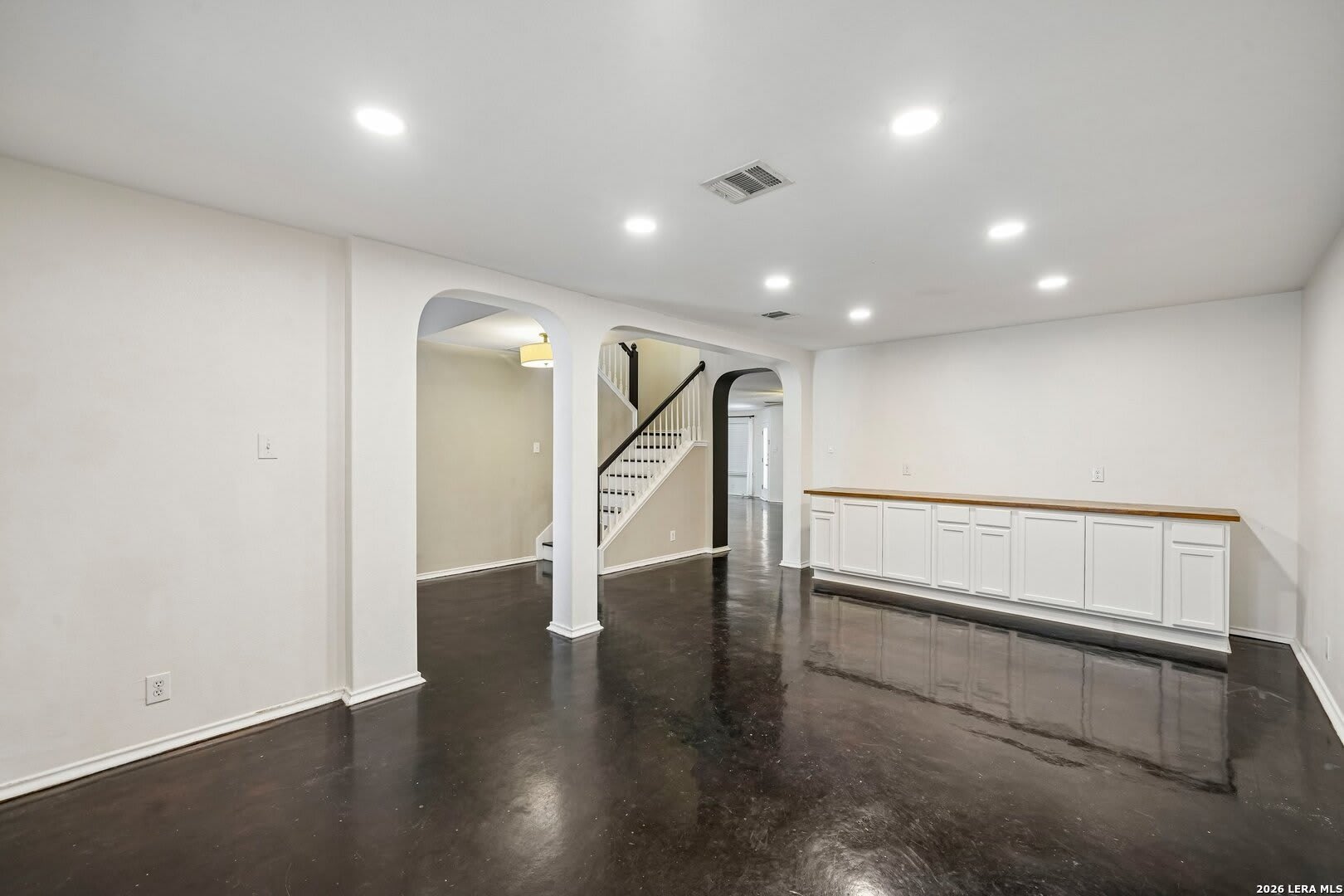 315 Hollow Grove – photo 5