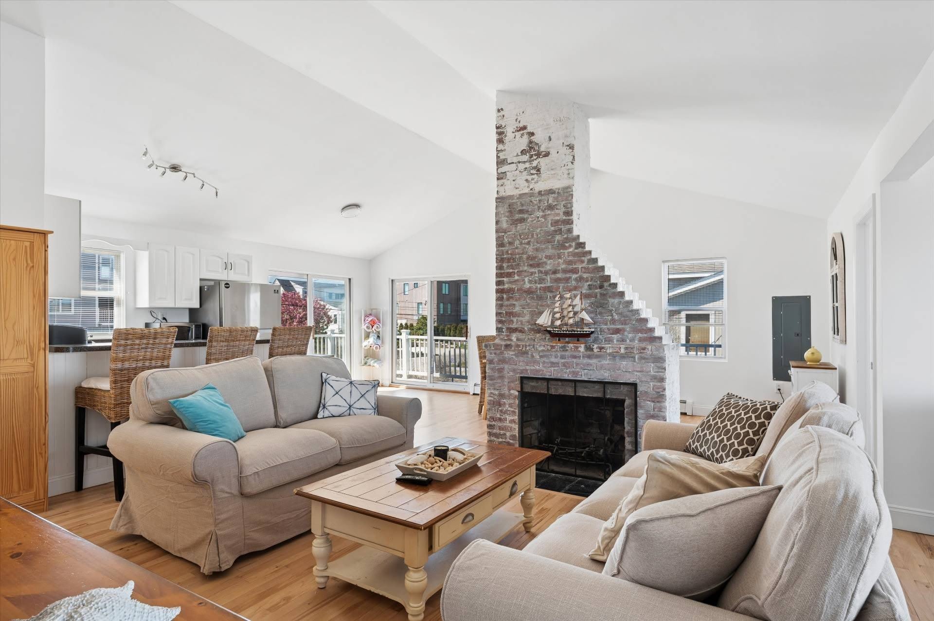 898 DUNE RD – photo 4