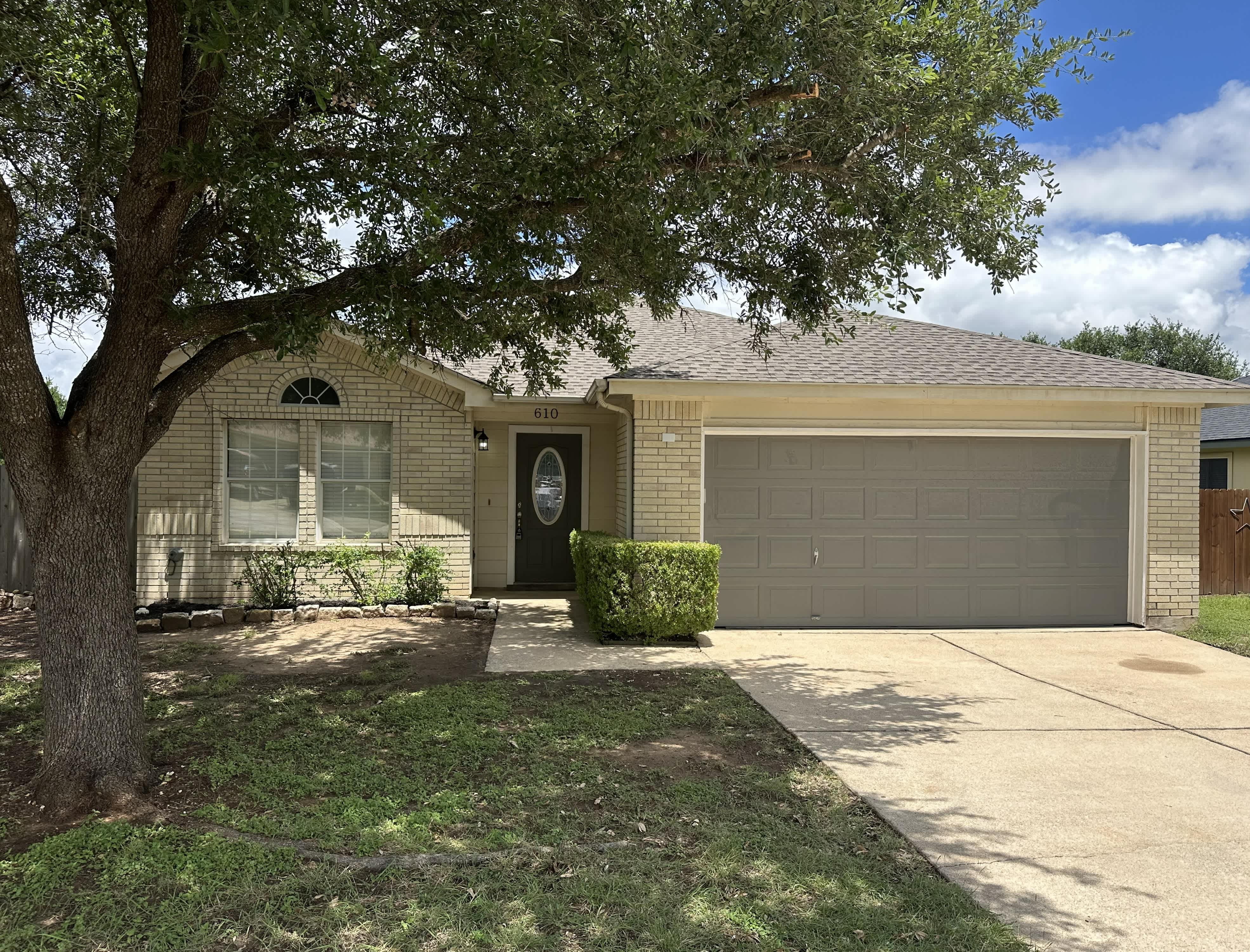 610 Riverway Ln – photo 1
