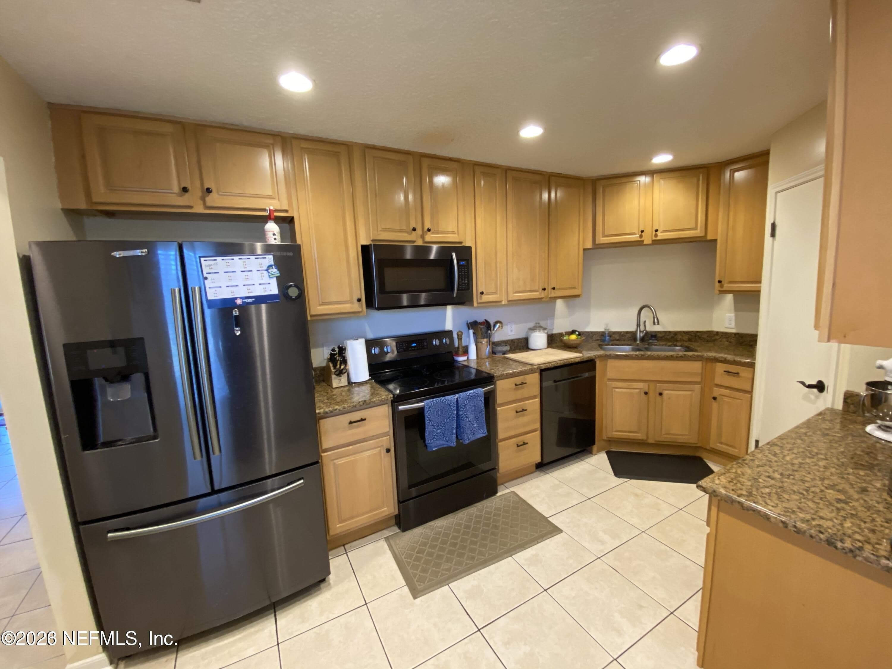 11163 CAROLINE CREST Drive – photo 3