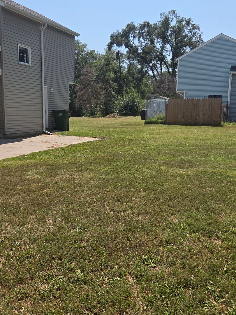 2 Bedroom Available Now! – photo 4