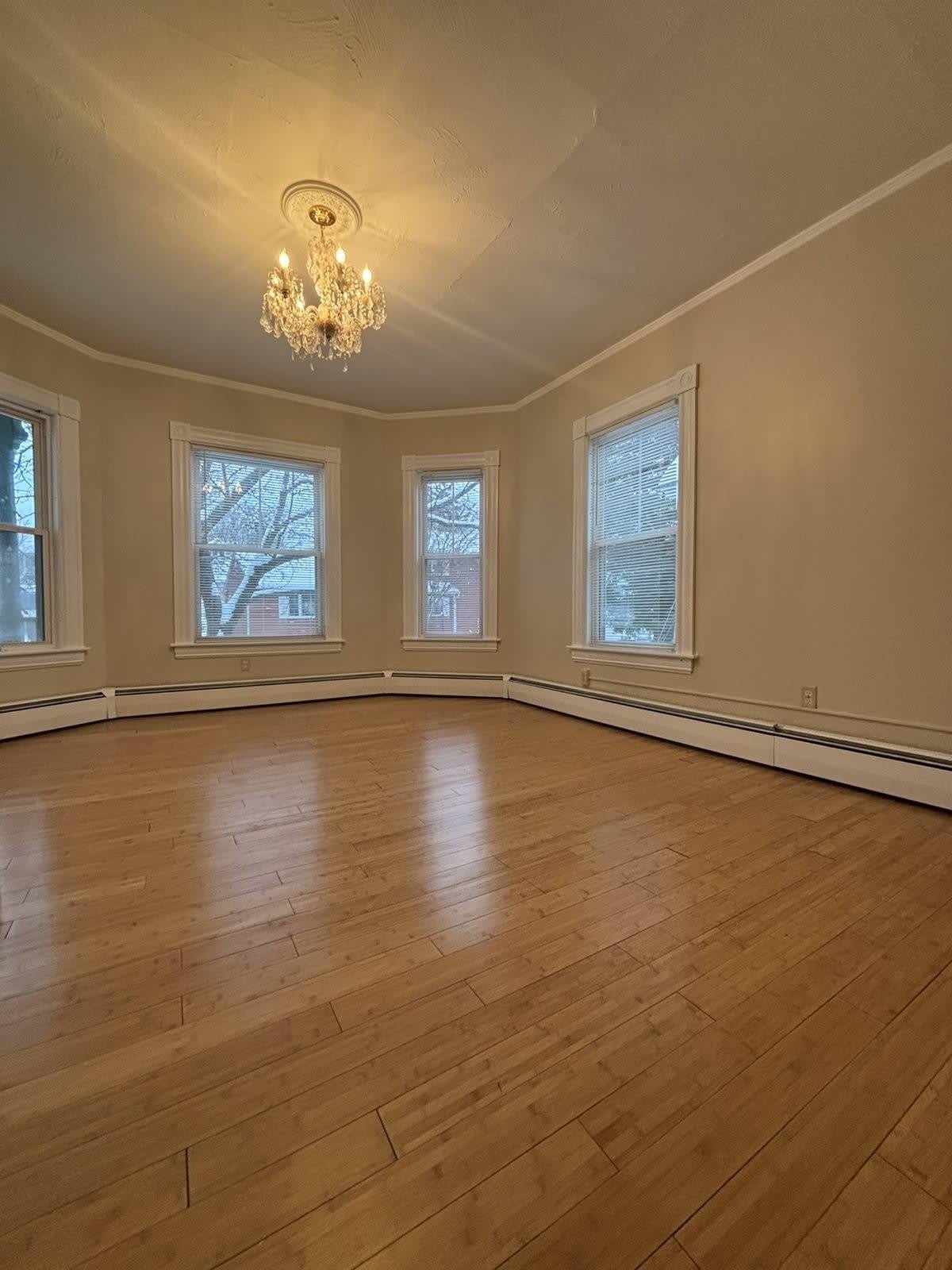 100 Ashland Street – photo 2