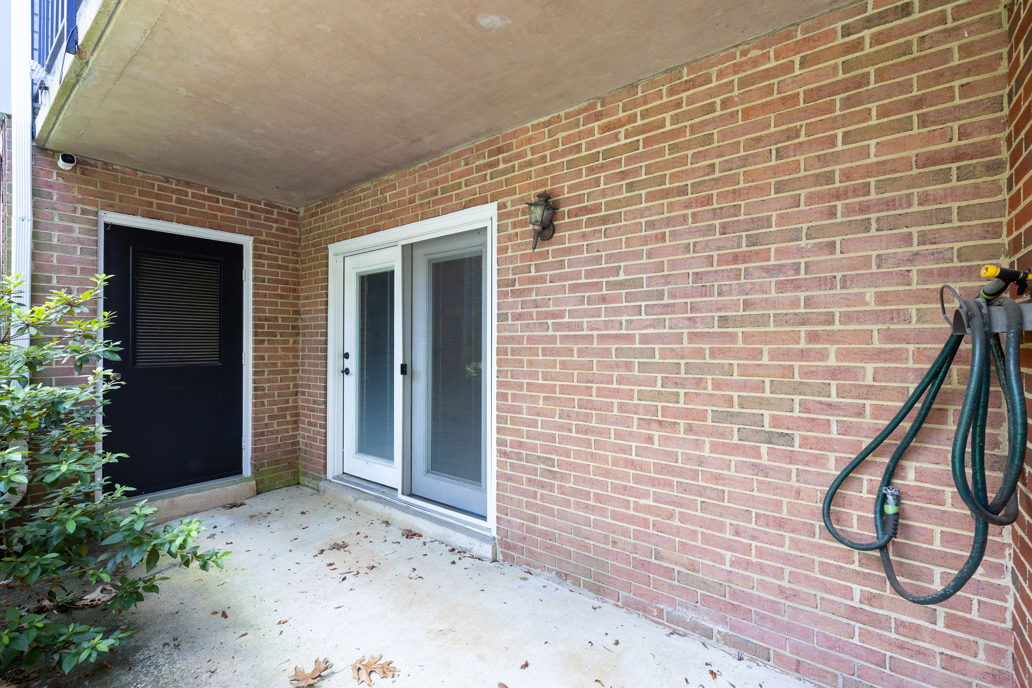 1533 Americana Drive – photo 4