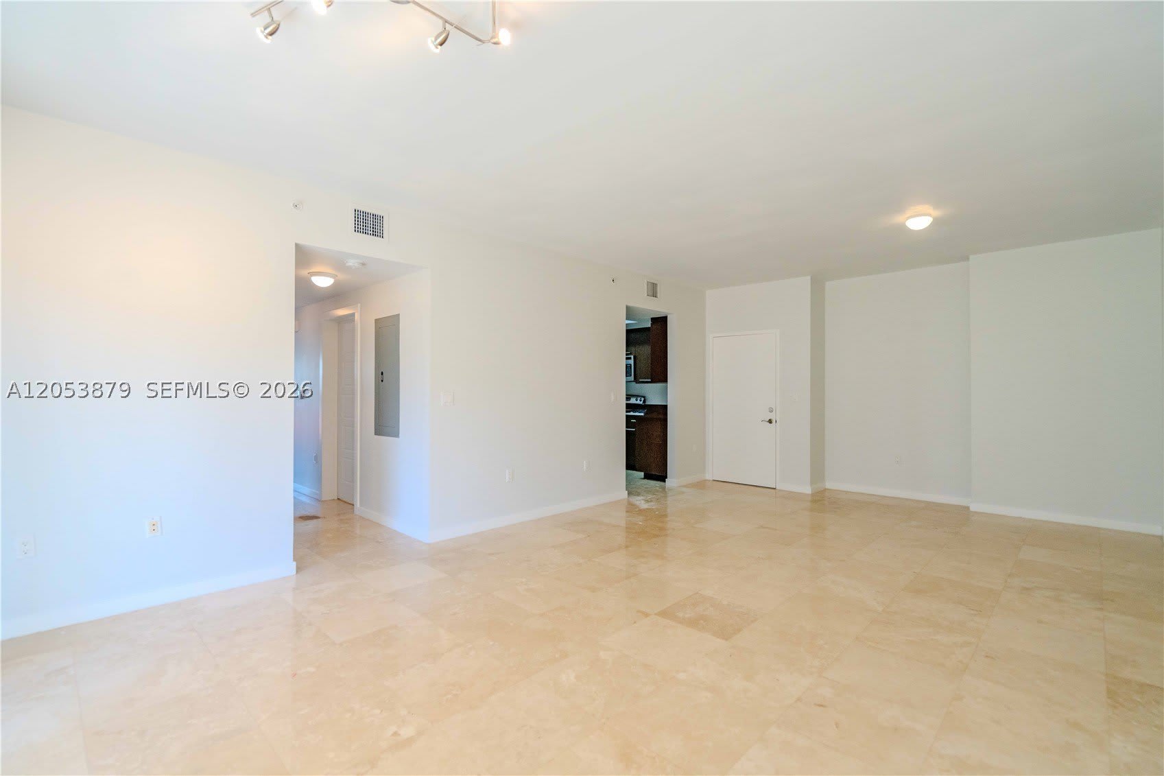 300 Majorca Ave – photo 5