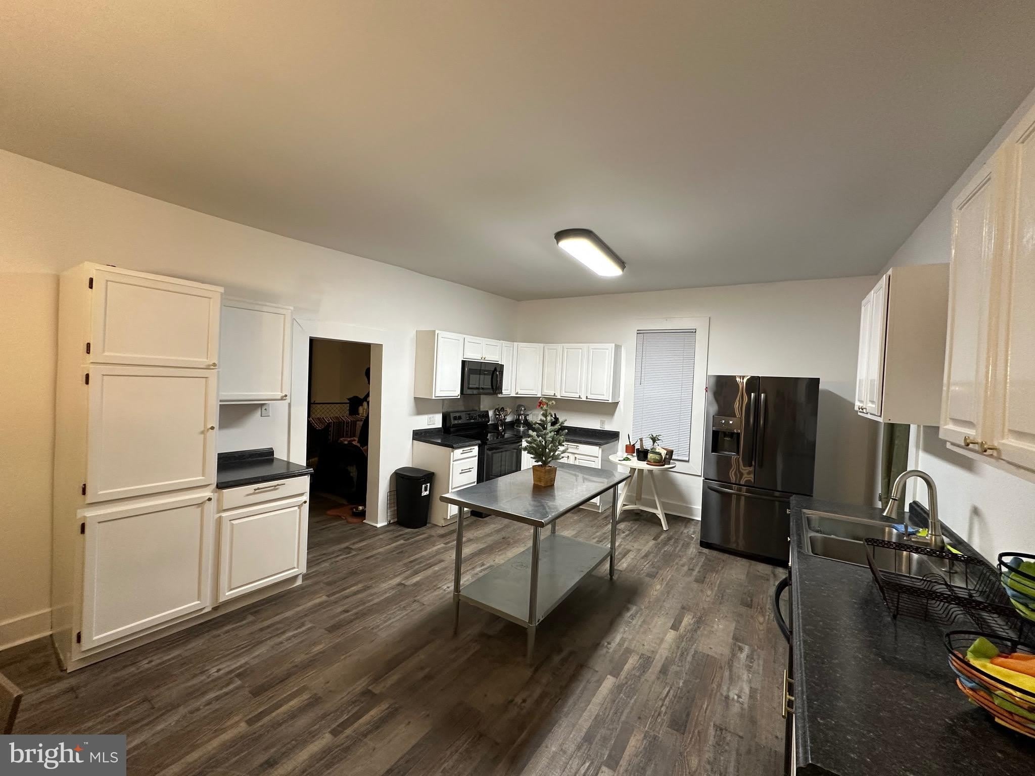 402 N 2ND Street – photo 5