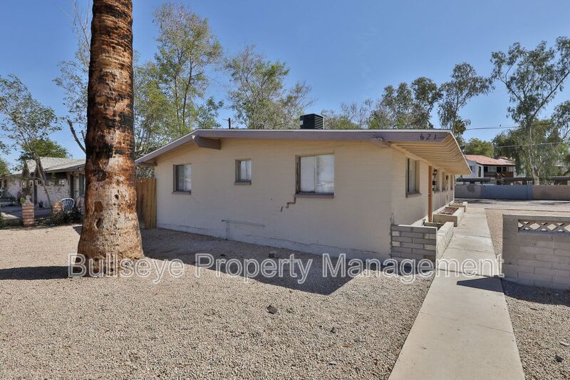 621 S. California St. – photo 3